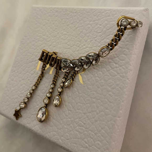 Christian Dior Crystal Dio-r-Evolution Single Ear Cuff - Picture 8 of 8